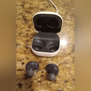 Samsung Galaxy Buds2 Graphite Stereo True Wireless Bluetooth Earbuds & Case